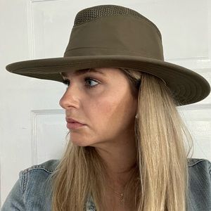Airflow Tilly Safari hat - perfect for hiking - olive green size 7 1-8